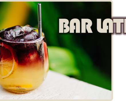 Kom gezellig vertoeven met een heerlijke cocktail in de bar van Café Latino te Lier